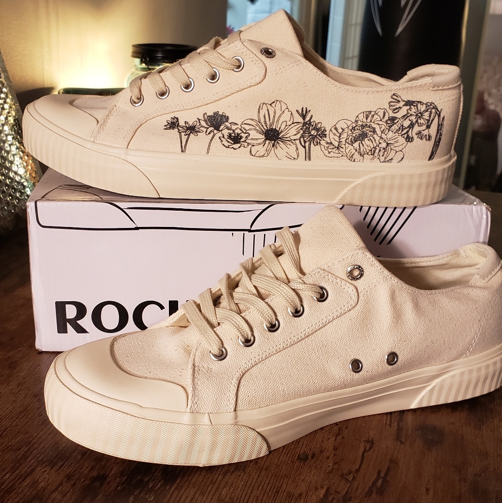 👟ROCJEST Canvas Sneakers! NIB